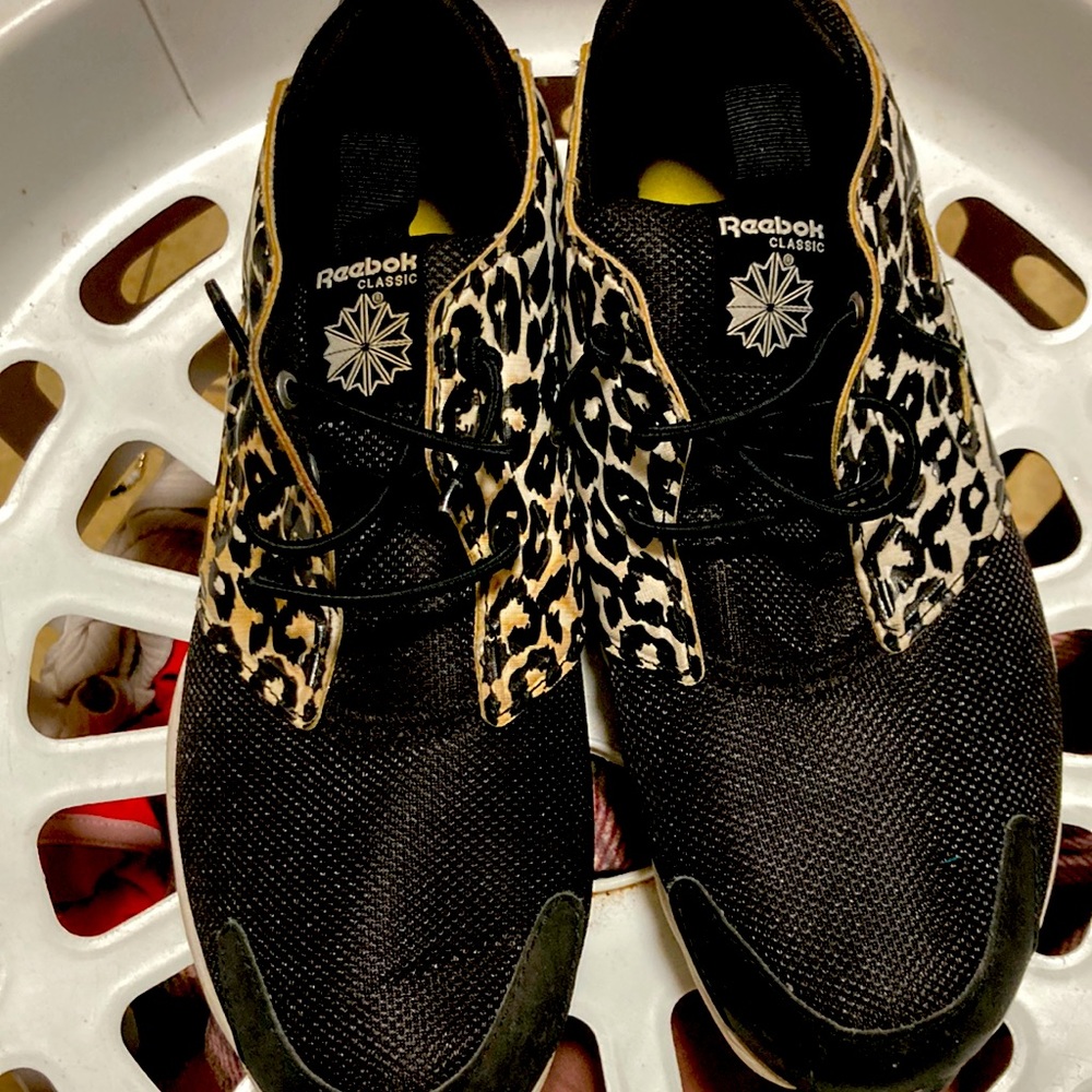 Reebok classics             Has brown stains from water.